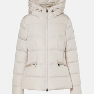 mode luxe Moncler Avoce donsjack in wit