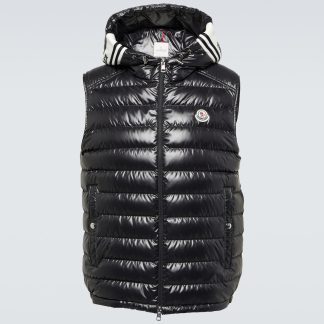 nep luxe Moncler Clai donsvest in zwart